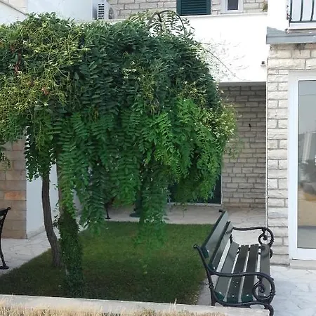 Apartman L&d Apartment *